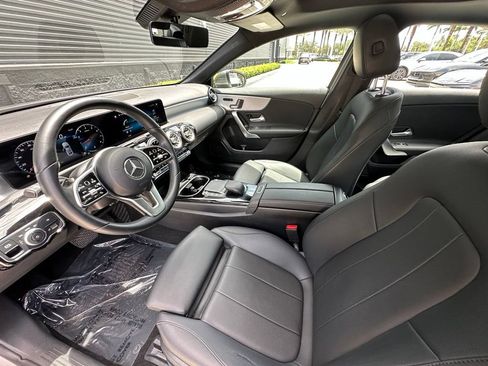 Used 2021 Mercedes-Benz A 220 image 4