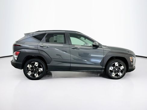 Used 2025 Hyundai Kona SEL AWD/4WD image 10