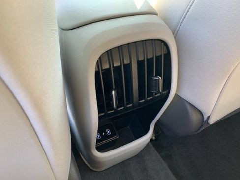 Certified 2025 Hyundai Kona SEL AWD/4WD image 19
