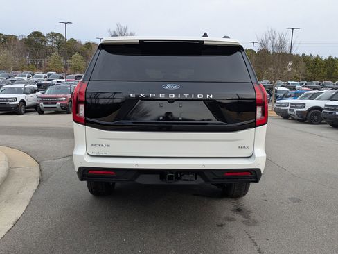 New 2026 Ford Expedition Max Active image 5