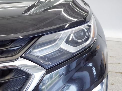 Used 2019 Chevrolet Equinox LT AWD/4WD image 12