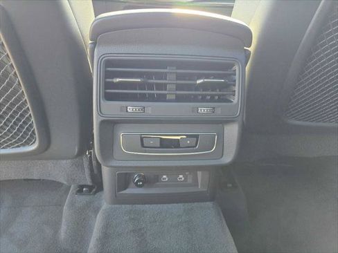 Certified 2025 Audi Q7 2.0T Premium w/ Convenience Plus Package AWD/4WD image 20