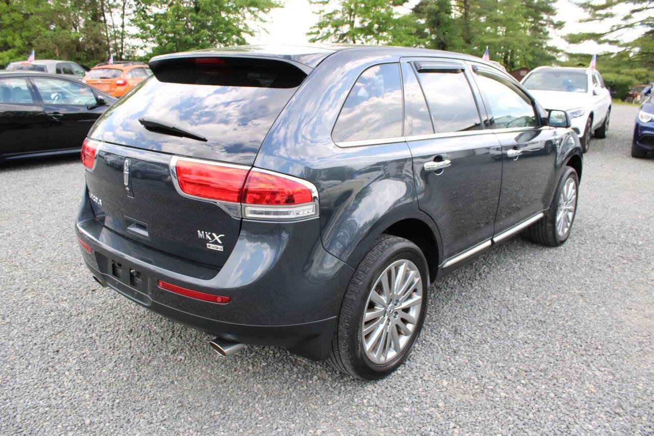 Used 2013 Lincoln MKX AWD image 7