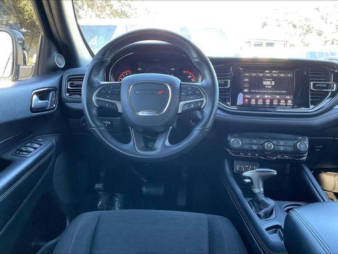 Used 2023 Dodge Durango SXT Launch Edition image 9