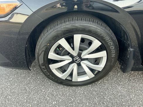 Used 2023 Honda Civic LX image 29