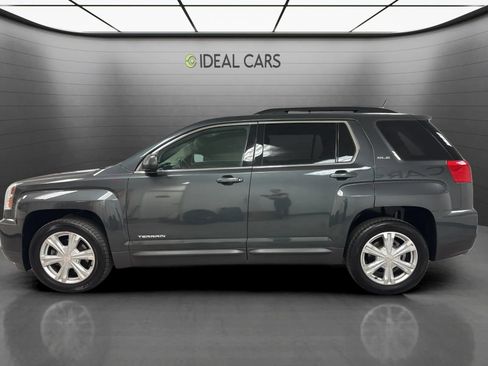 Used 2017 GMC Terrain SLE w/ Convenience Package FWD image 2