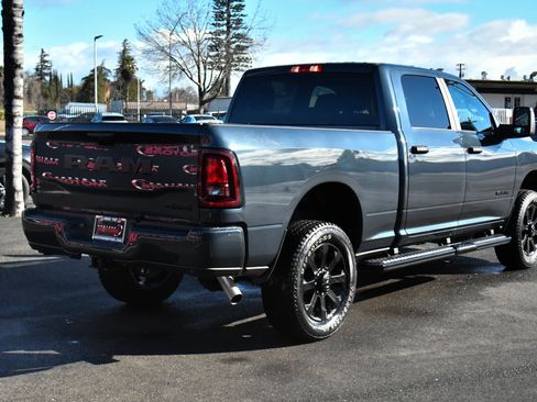 Used 2025 RAM 2500 Big Horn image 8