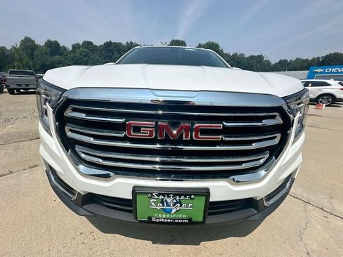 Used 2023 GMC Terrain SLT AWD/4WD image 35