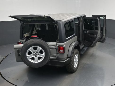 Used 2023 Jeep Wrangler Sport S image 29