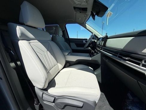 Used 2024 Hyundai Santa Fe SEL AWD/4WD image 29