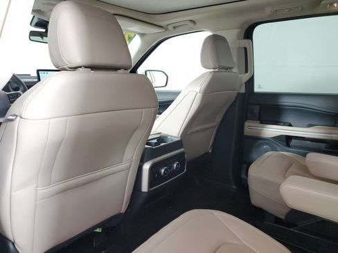 Used 2023 Ford Expedition Limited RWD image 14