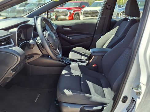 Certified 2025 Toyota Corolla SE image 17