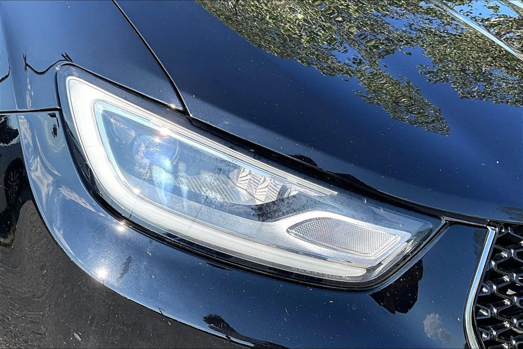 Used 2025 Chrysler Pacifica Select FWD image 40