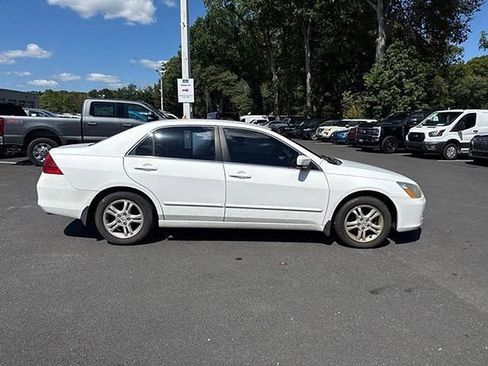 Used 2007 Honda Accord SE image 11