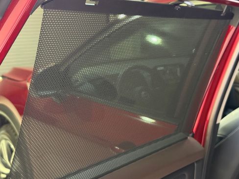 Used 2023 Nissan Rogue SL w/ SL Premium Package image 39