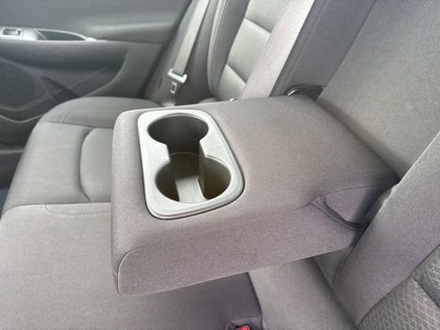 Used 2024 Chevrolet Malibu LT image 34