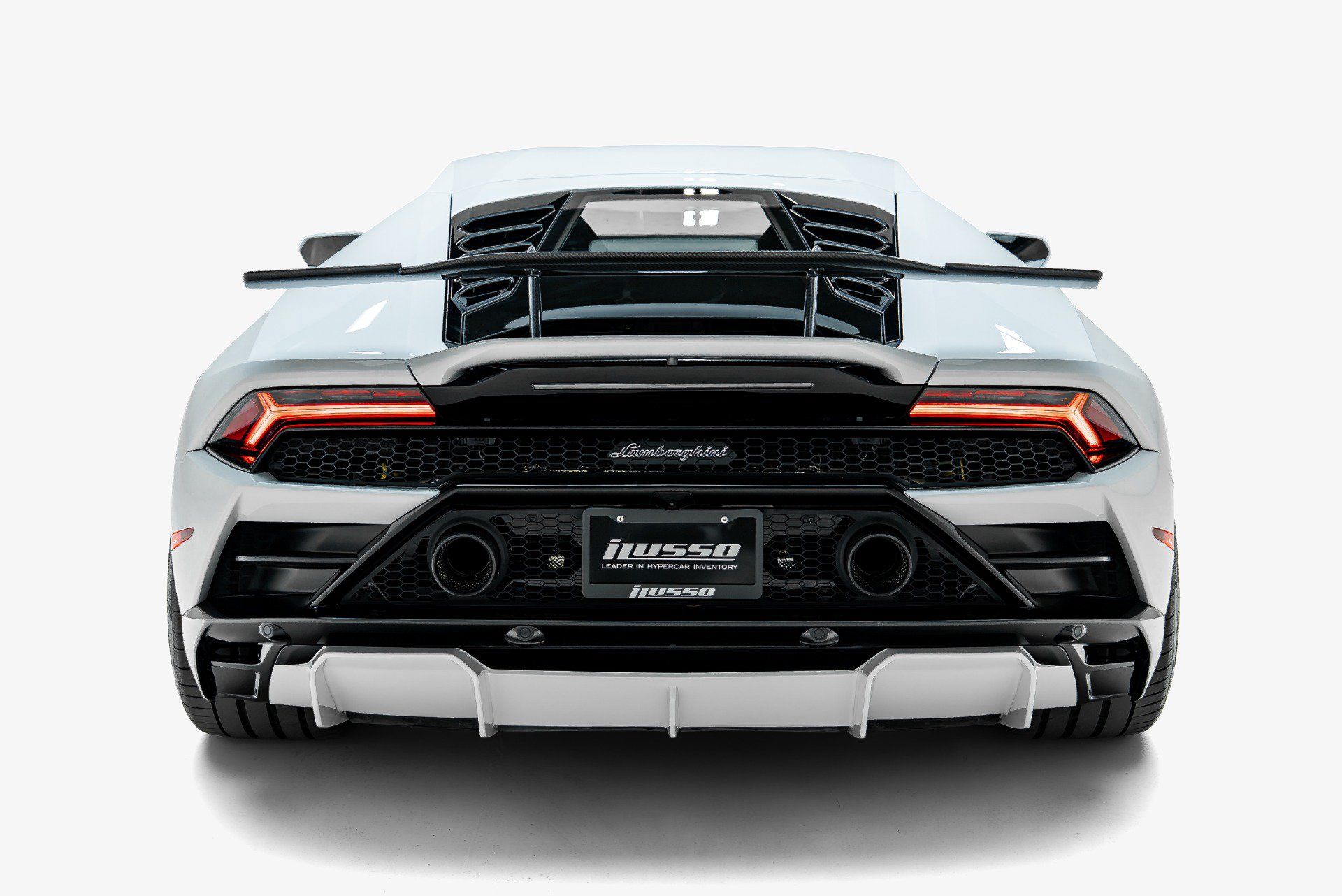 Used 2021 Lamborghini Huracan EVO RWD image 13