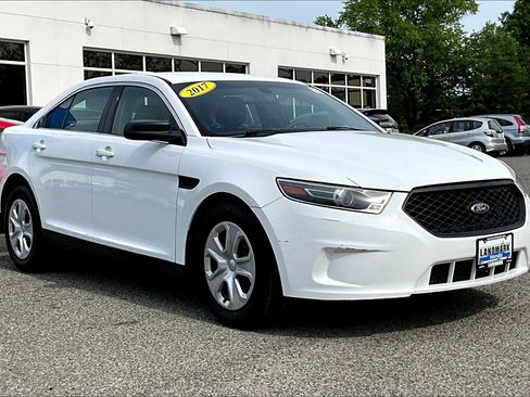 Used 2017 Ford Taurus Police Interceptor FWD image 11