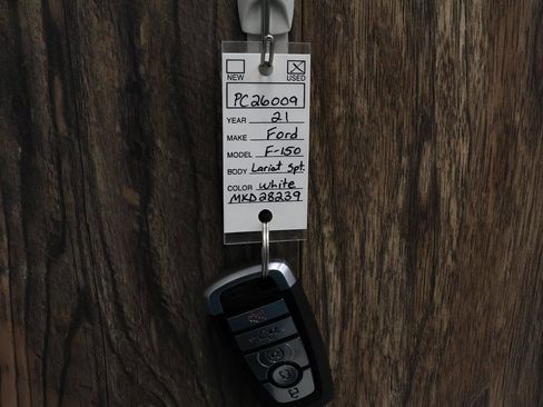 Used 2021 Ford F150 Lariat w/ Equipment Group 502A High image 44