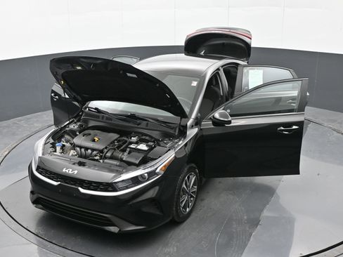 Used 2023 Kia Forte LXS image 46