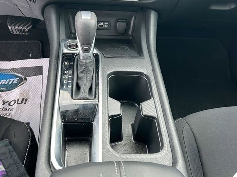 Used 2025 Nissan Sentra SV image 21