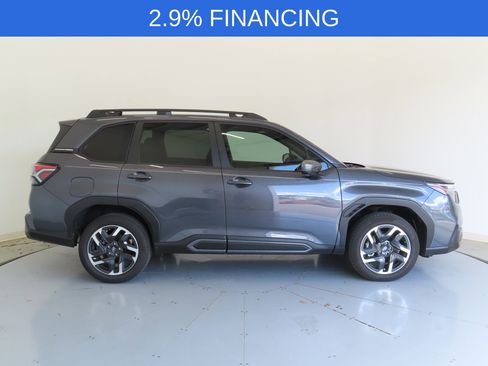Used 2025 Subaru Forester Limited image 2