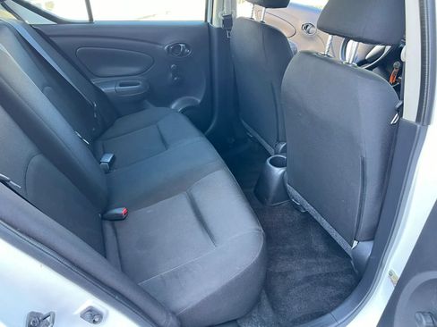 Used 2019 Nissan Versa SV FWD image 10