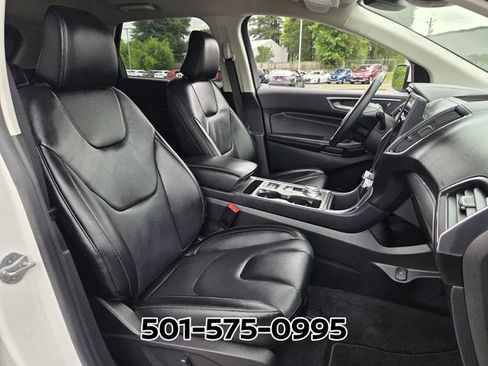 Used 2022 Ford Edge Titanium AWD/4WD image 18