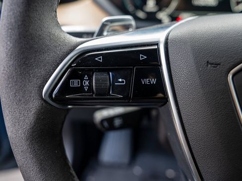 Used 2023 Audi e-tron GT Premium Plus image 6