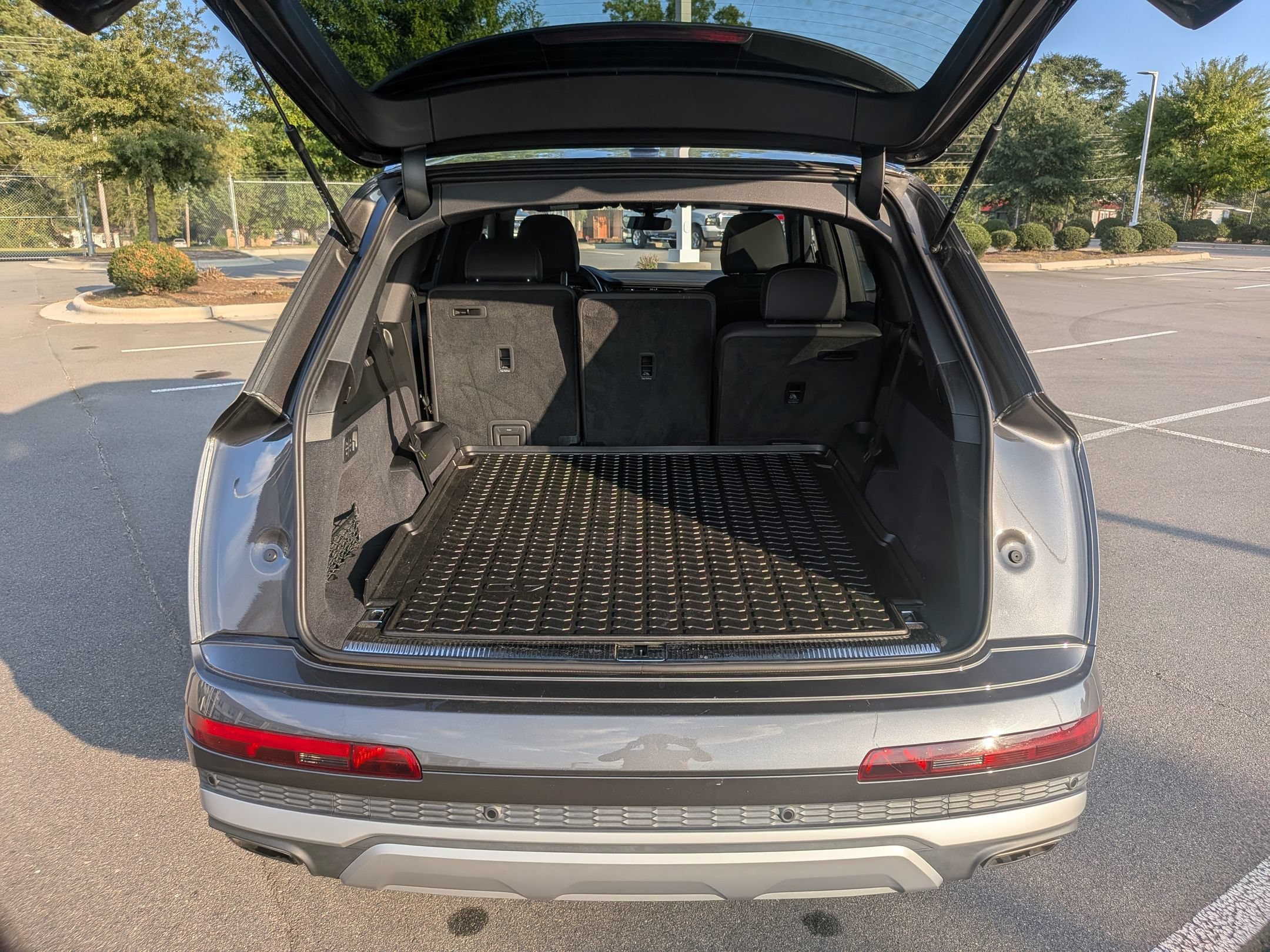 Used 2025 Audi Q7 3.0T Premium Plus AWD/4WD image 34