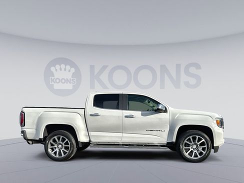Used 2022 GMC Canyon Denali image 8