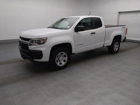 Used 2021 Chevrolet Colorado W/T w/ WT Convenience Package AWD/4WD image 2