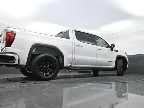 Used 2022 GMC Sierra 1500 Elevation w/ LPO, Elevation Black Package image 30