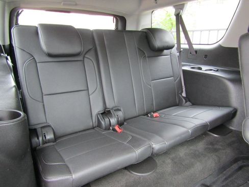 Used 2016 Chevrolet Suburban LTZ AWD/4WD image 15