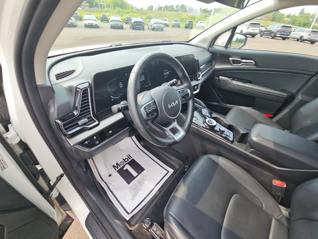 Used 2023 Kia Sportage EX AWD/4WD image 14