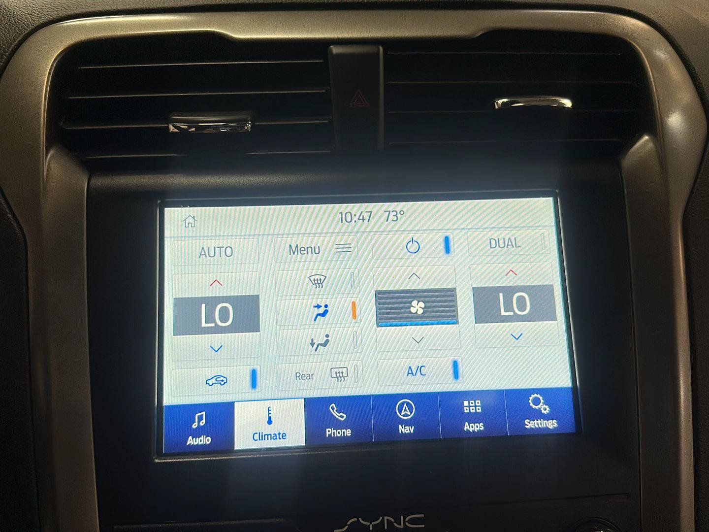 Used 2020 Ford Fusion SE AWD/4WD image 21