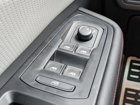 New 2026 Volkswagen Atlas Peak Edition image 29