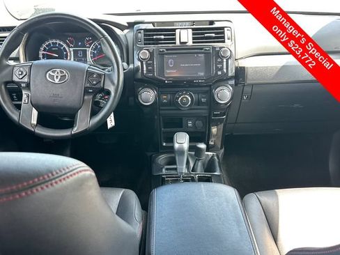 Used 2018 Toyota 4Runner TRD Off-Road Premium AWD/4WD image 16