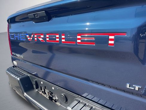 Used 2021 Chevrolet Silverado 1500 LT Trail Boss w/ Bed Protection Package AWD/4WD image 36