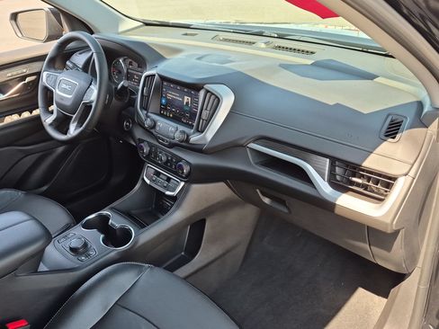 Certified 2023 GMC Terrain SLT FWD image 28
