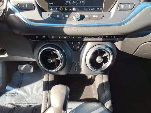 Used 2021 Chevrolet Blazer LT image 18