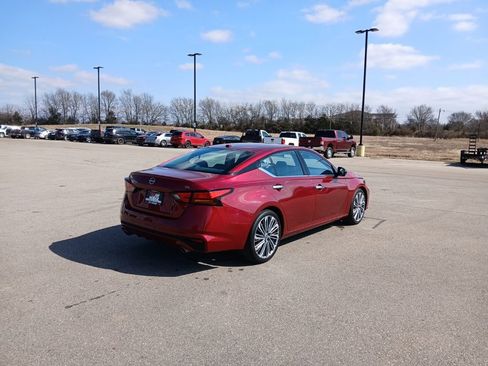 Used 2023 Nissan Altima 2.5 SL image 7