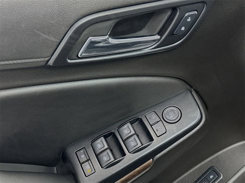 Used 2020 Chevrolet Tahoe LT image 19