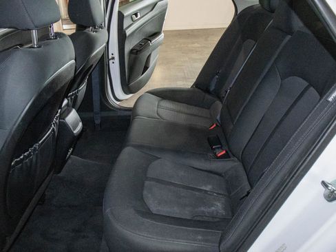 Used 2022 Kia K5 LXS FWD image 13