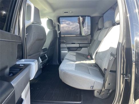 Used 2024 Ford F250 XLT w/ Black Appearance Package image 26