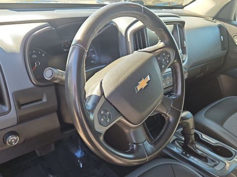 Used 2017 Chevrolet Colorado Z71 RWD image 11