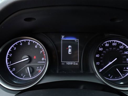 Used 2021 Toyota Camry SE image 17