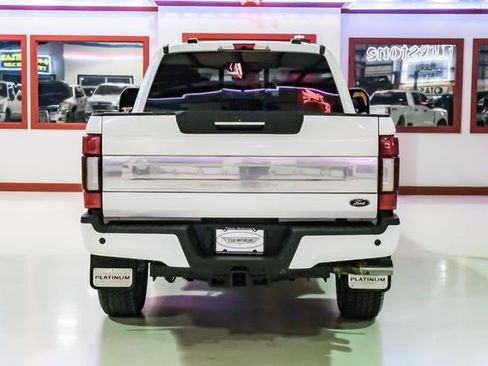 Used 2021 Ford F350 Platinum image 9