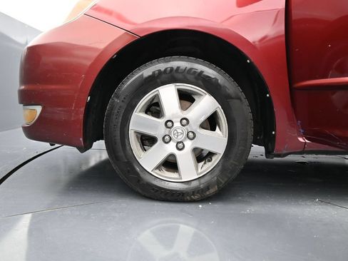 Used 2005 Toyota Sienna LE w/ LE Pkg 2 FWD image 24
