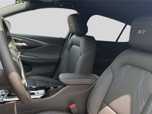 New 2026 Buick Envista Sport Touring w/ Convenience I Package FWD image 15